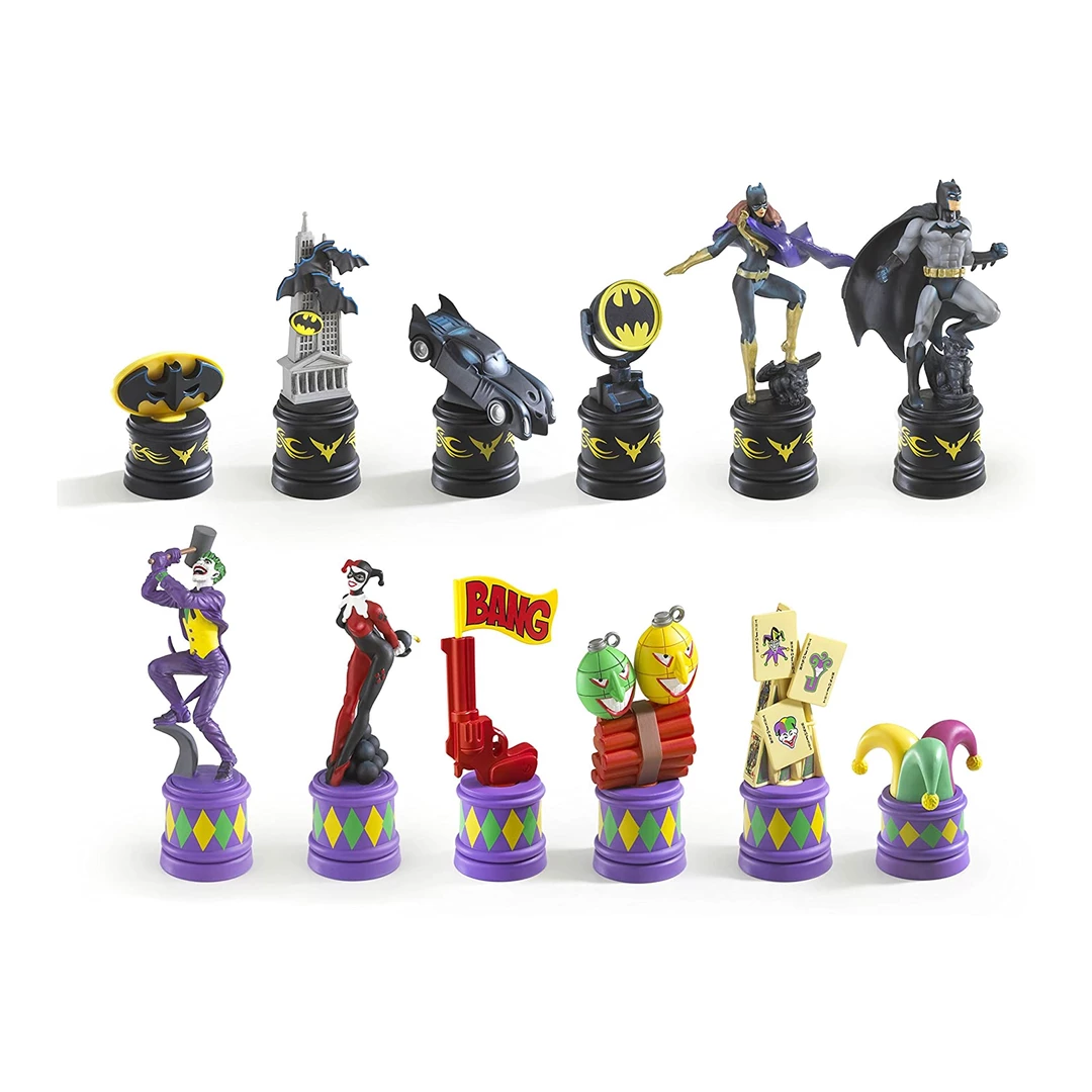 Noble Collection Batman | The Dark Knight Vs The Joker Chess Set 3 Noble Collection Batman | The Dark Knight Vs The Joker Chess Set